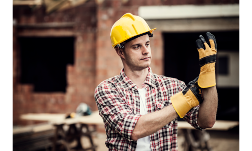 Why Now is the Best Time to Start a Career in Construction